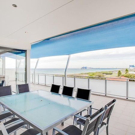 Spinnakers By Rockingham Apartments エクステリア 写真